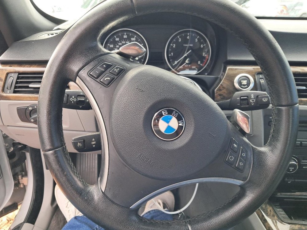 335I 2007 Glove Box 4808698