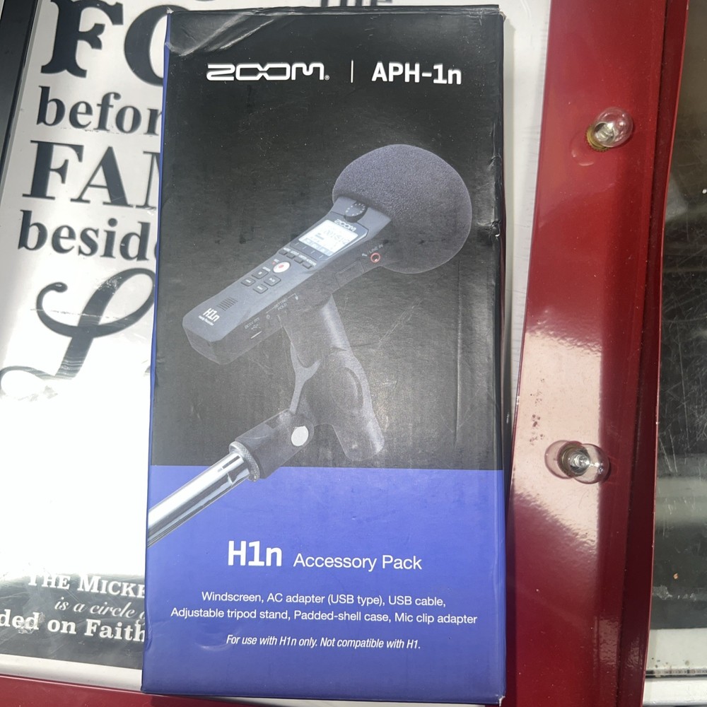 NEW Zoom APH-1n Accessory Pack