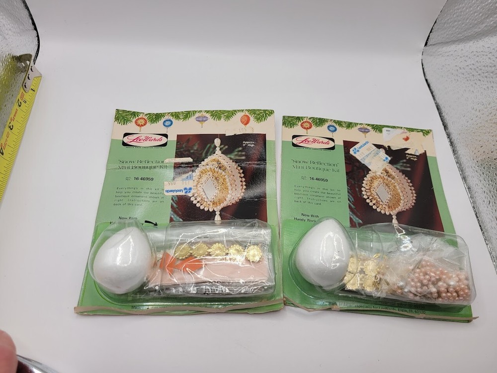 LeeWards SNOW REFLECTION Vintage Sequin Bead Christmas Ornament Kit NOS 1973