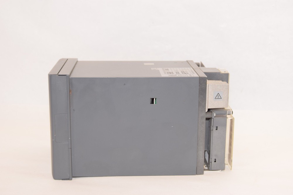 YOKOGAWA SR10001 SR10001-2 Data Chart Recorder