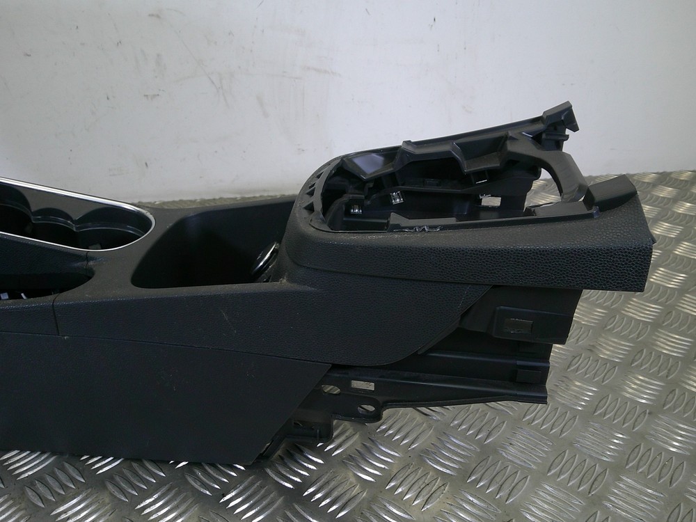 FORD FIESTA TITANIUM X CENTRE CONSOLE 2013-2017
