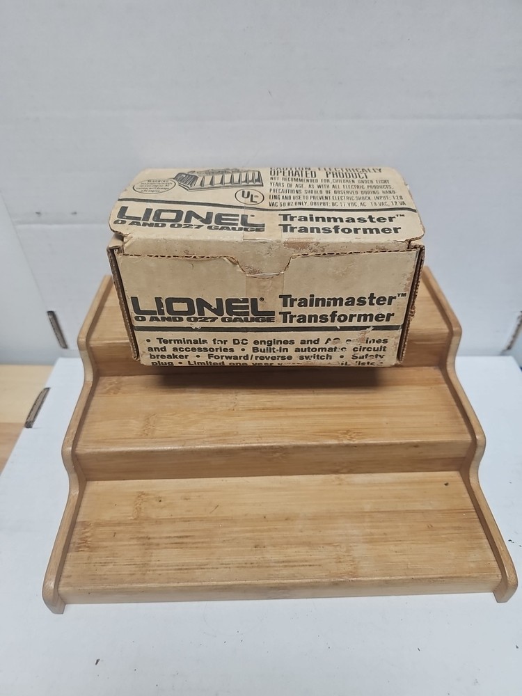 Lionel Trainmaster Transformer 4060 A.C-D.C ORIGINAL BOX, PAPERWORK.