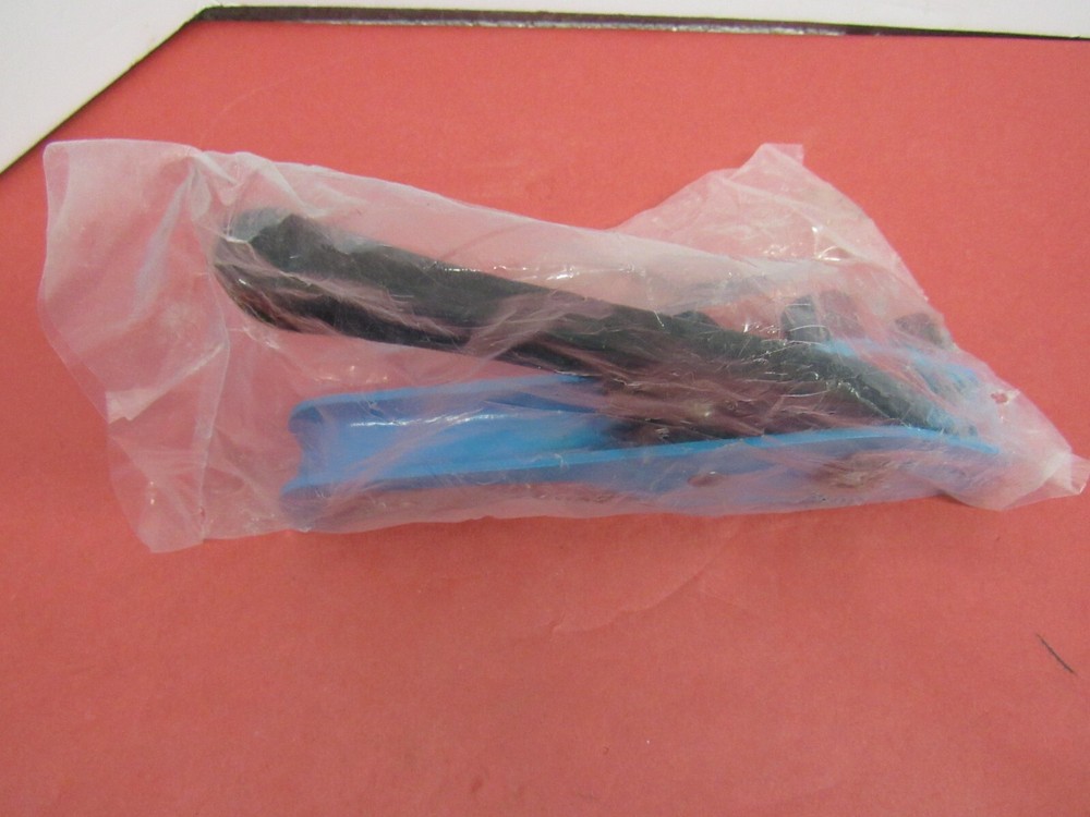 New in Bag Banding Tool Strapping Tool