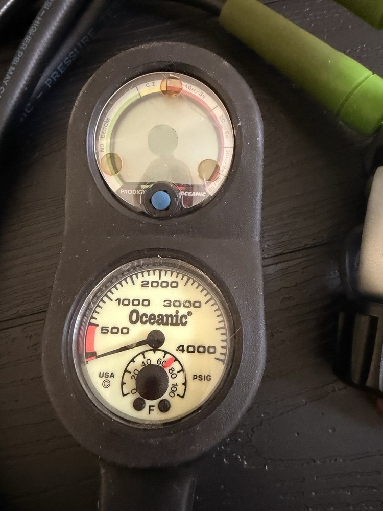 Oceanic Scuba Regulator Set