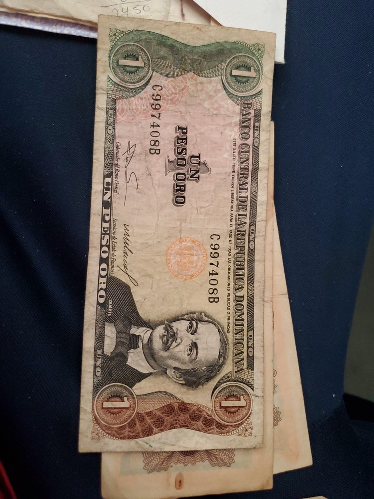 Spain 25 Pesetas Banknotes 1946 . Plus 4 Others.
