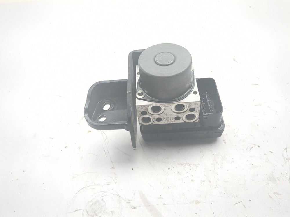 12-16 Harley Davidson FLD Dyna Switchback ABS Pump Control Module 48340-12