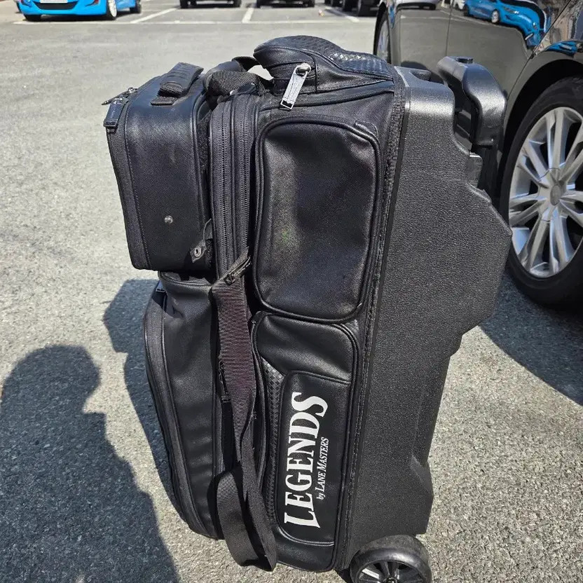 Rainmaster 3-Ball Bowling Roller Bag - Excellent Condition
