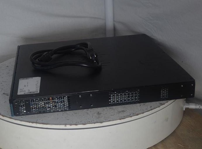 Cisco 2901 CISCO2901/K9 V06 Integrated Services Router