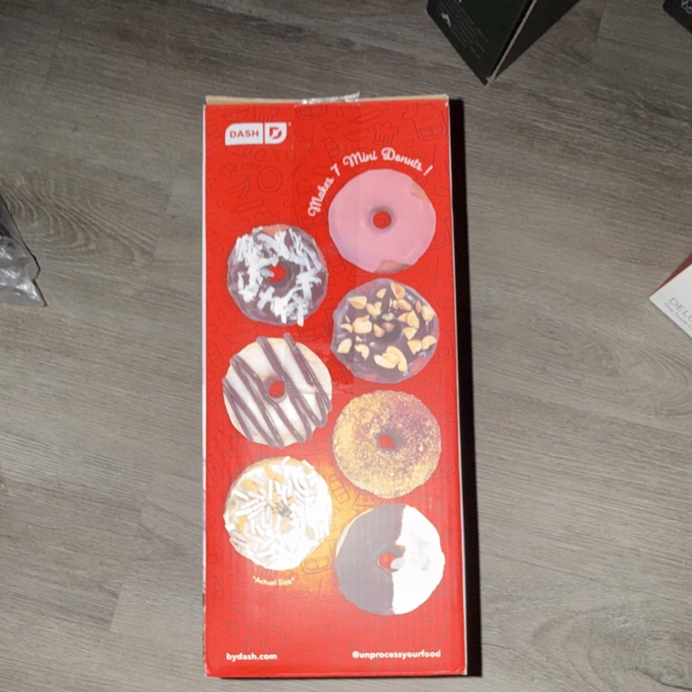 DASH Express Mini Donut Maker Non-Stick Aqua 7 Donuts Quick & Easy