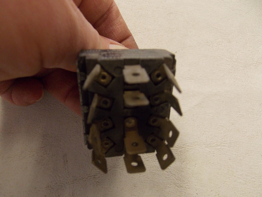 TOGGLE SWITCH SET (4) ON / OFF / ON 12 TERMINAL MARINE BOAT