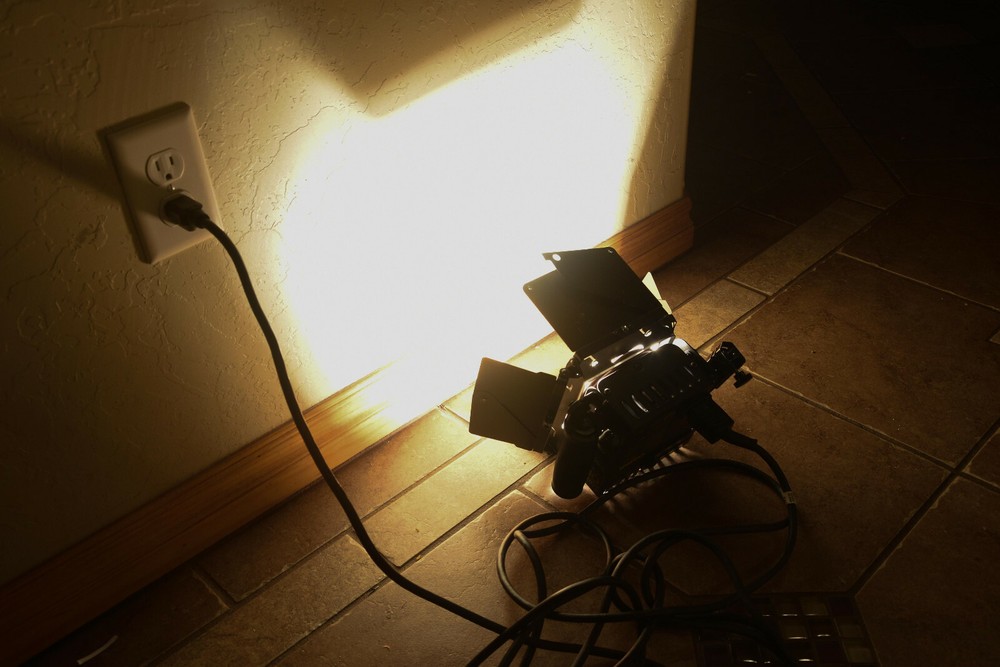 Lowel 3 Kit with TO-83 Case