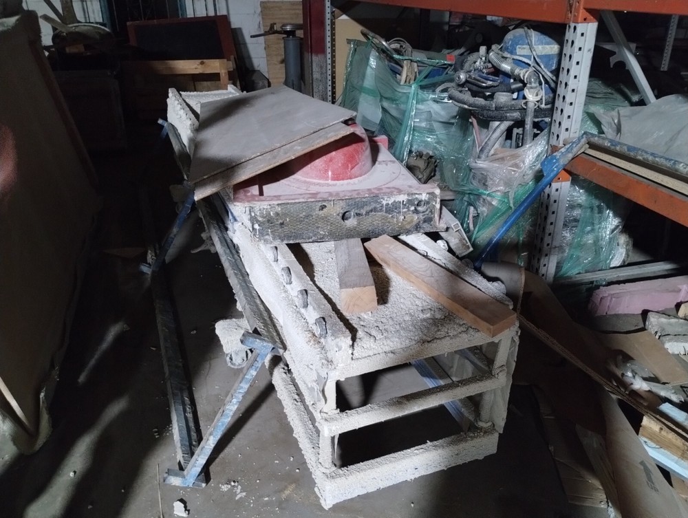 Huge Solid Surface/Cultured marble Surplus and Production Lot