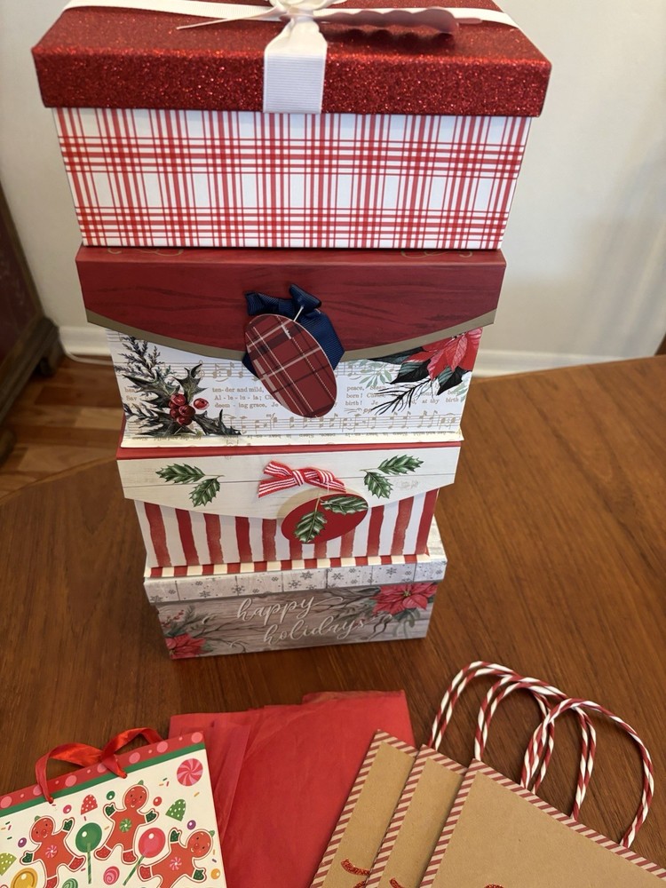 4 CHRISTMAS GIFT BOXES/ 4 GIFT BAGS/ RED TISSUE / BOXES HAVE GIFT TAGS