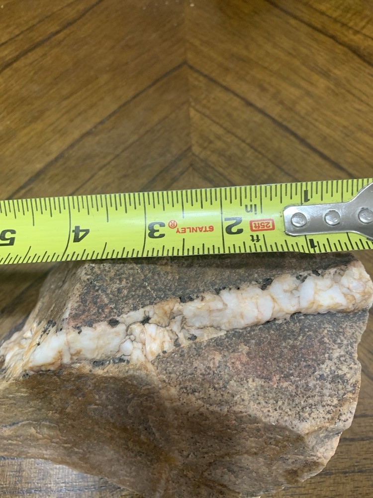 Gold Ore Vein Quartz