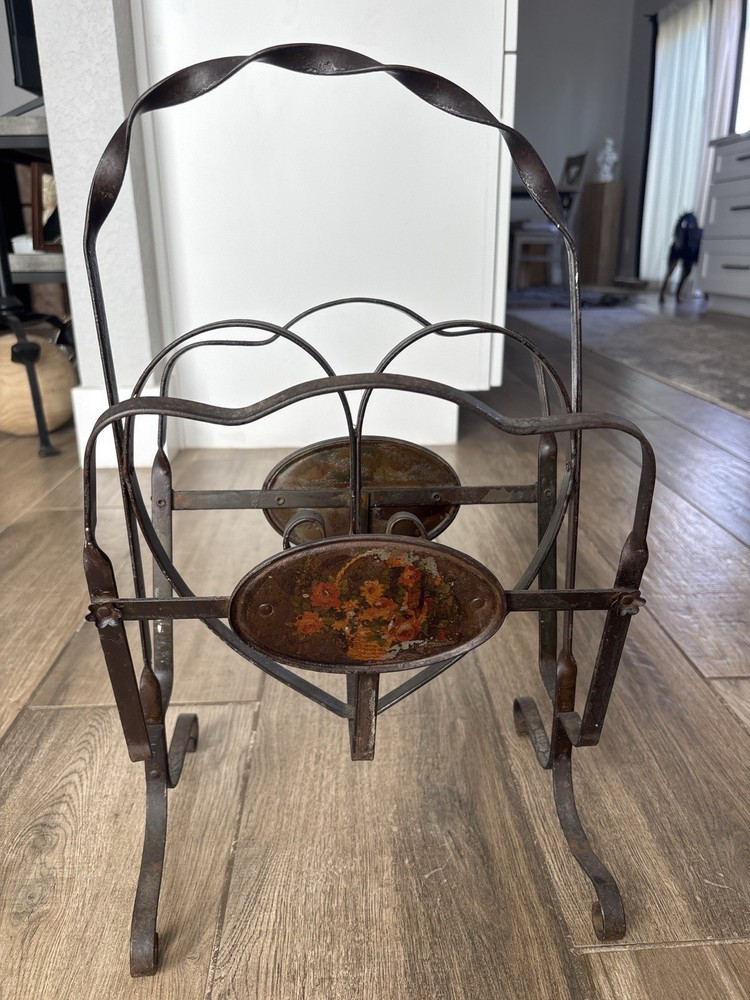 VINTAGE WROUGHT IRON MAGAZINE RACK