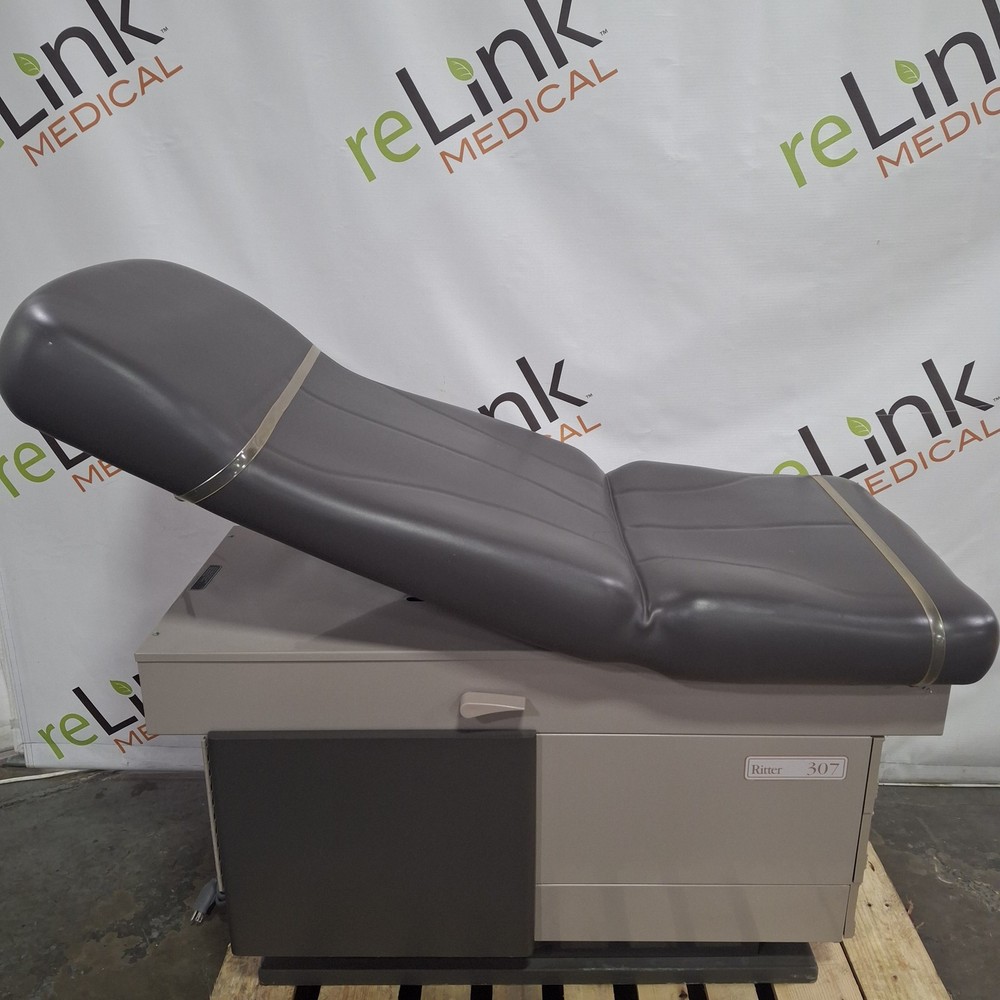 Ritter 307 Exam Table