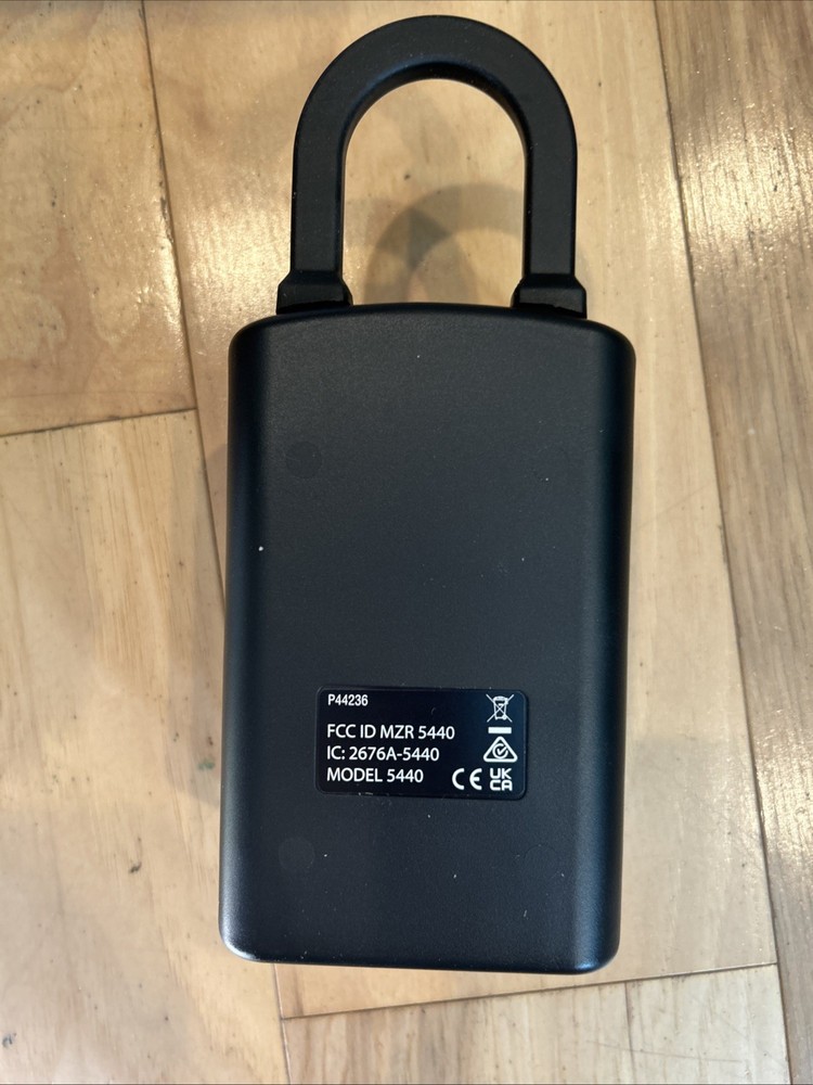 Master Lock 5440EC Bluetooth Portable Lock Box