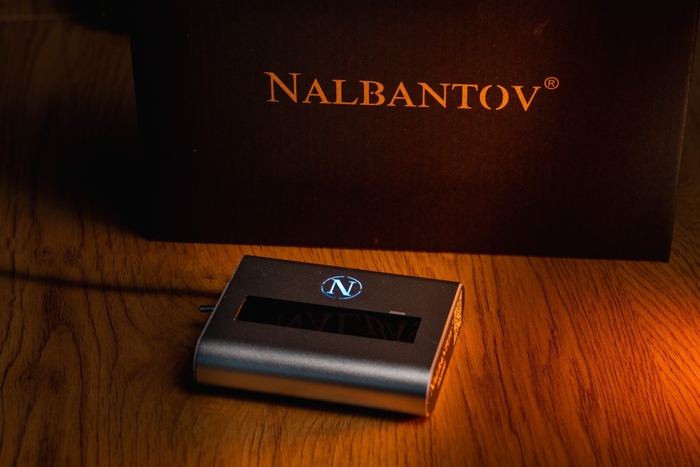 Nalbantov MidiRIB MIDI Ribbon Controller for Studiologic with a MIDI interface