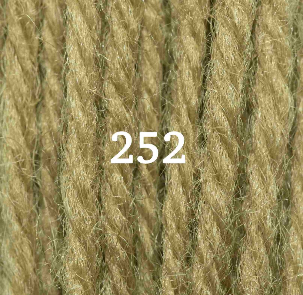Appleton Crewel Wool - 27 Yd Skein - Grass Green Color 252