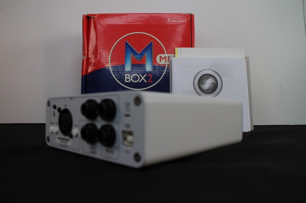 Digidesign Mbox 2 Mini USB Audio Interface & Manual