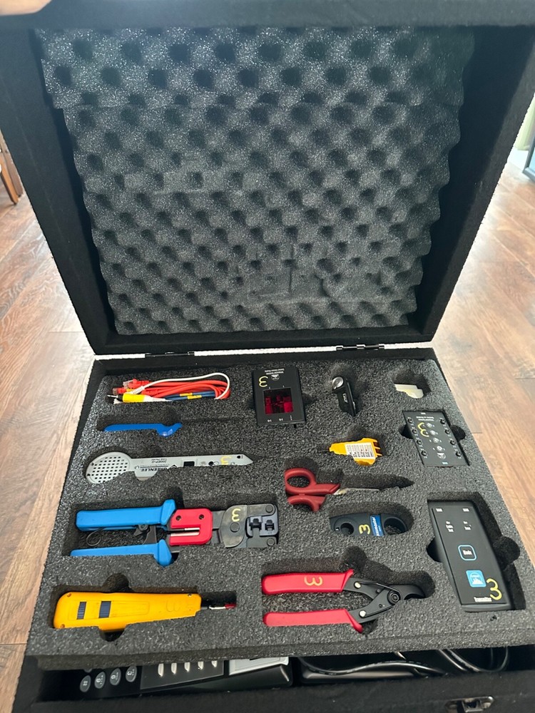 Portable internet phone installation and testing kit