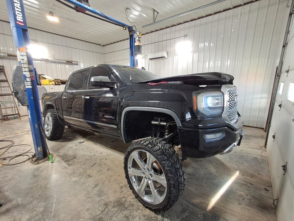 2016 GMC Sierra Denali 1500 Display Screen - Used, No Anti-Theft Code