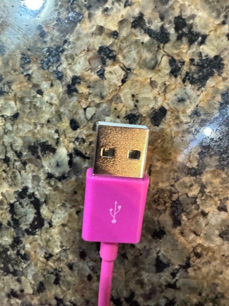 3ft USB-A to iPhone Cable Fast Charging/Data Transfer Cord Bright Pink