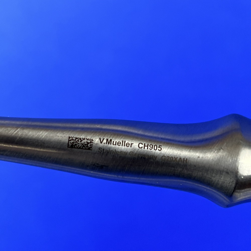 V. Mueller CH905 Davidson Scapular Retractor Blade 3"x2"