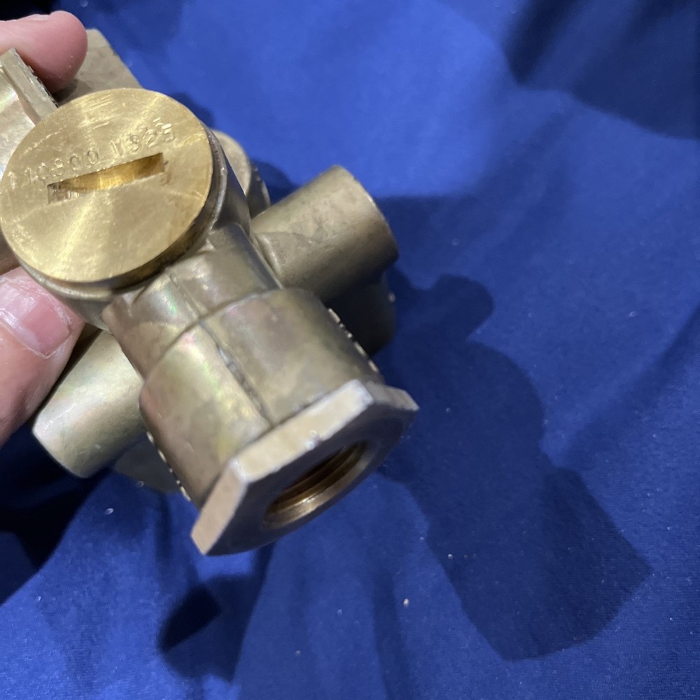 Genuine Sealco 110800 Enhanced Spring Brake Priority Control Valve