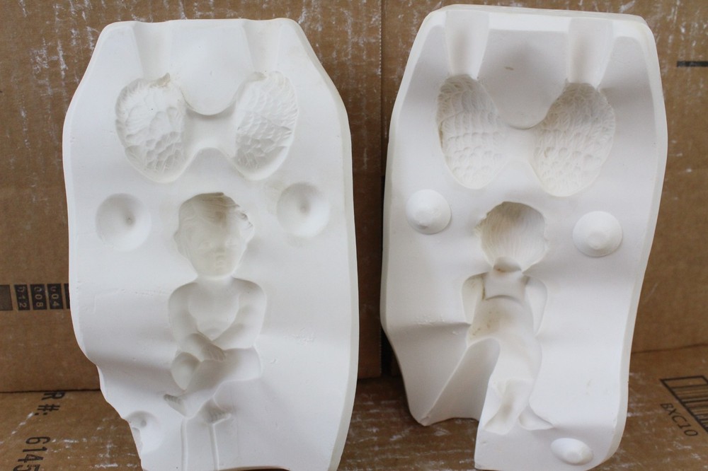 Ceramic Slip Mold 2 Piece 4" Cherub Looking Right Angel Scioto S-1545 Casting