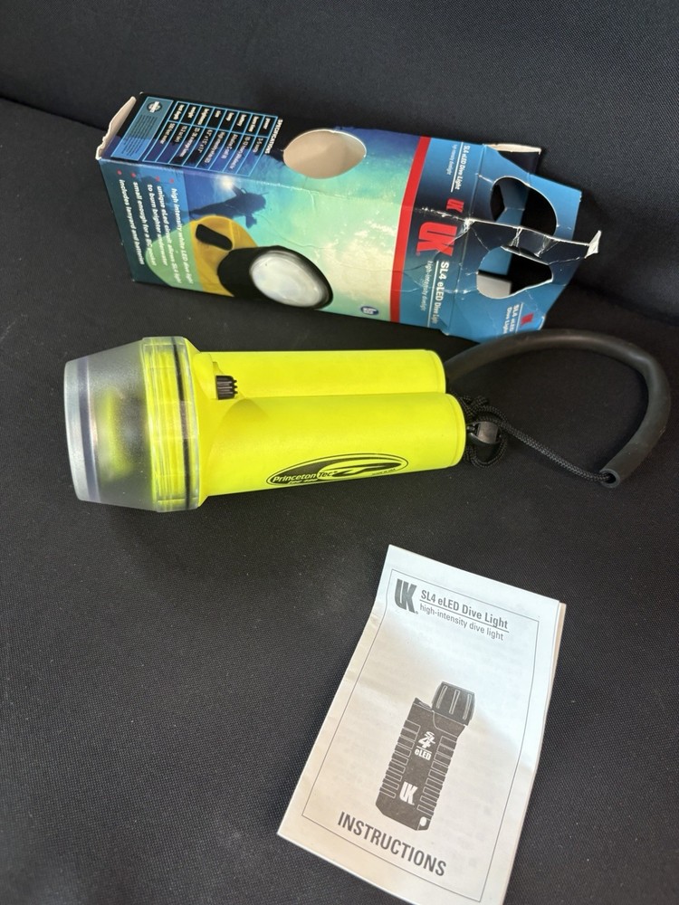 Princeton Tec SL4 LED Dive Light Scuba Flashlight w/ Box Instructions