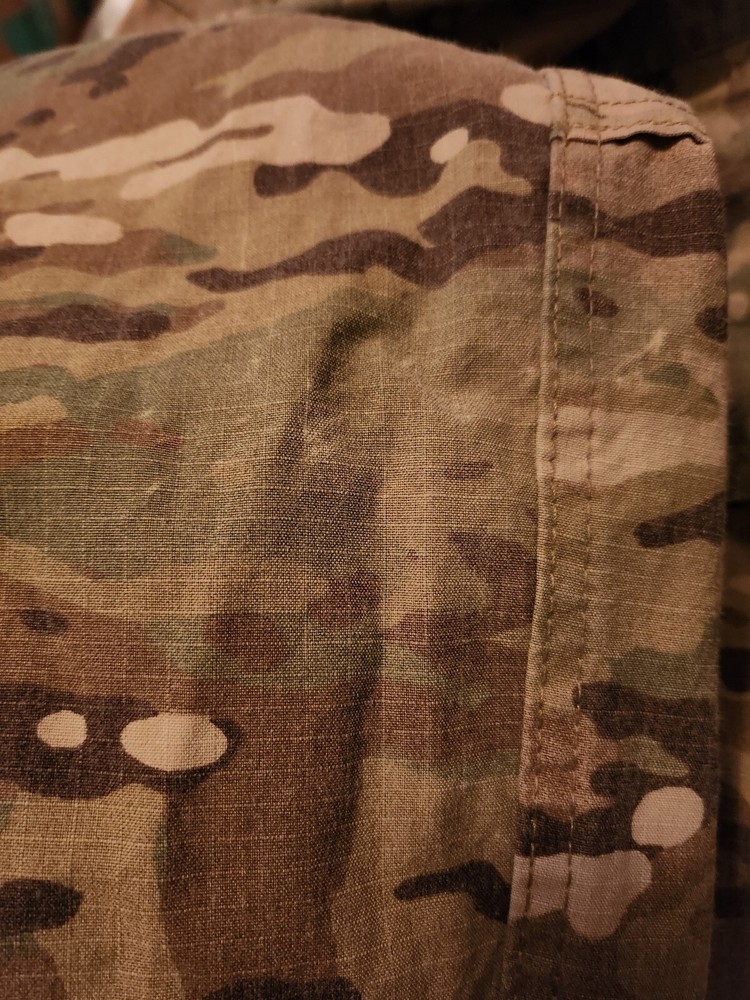 US ARMY MULTICAM FLAME RESISTANT PANTS SZ MEDIUM - LONG