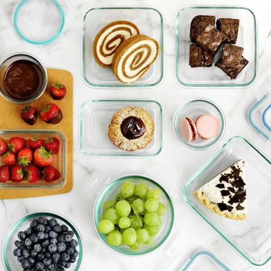 Snapware Pyrex 18-Piece Glass Food Storage Set