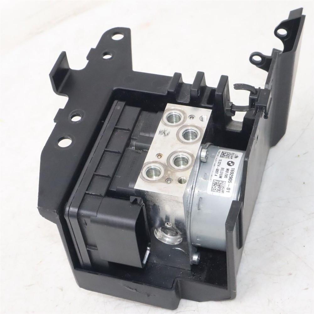 2023 BMW S1000XR ABS Pump - 169290501
