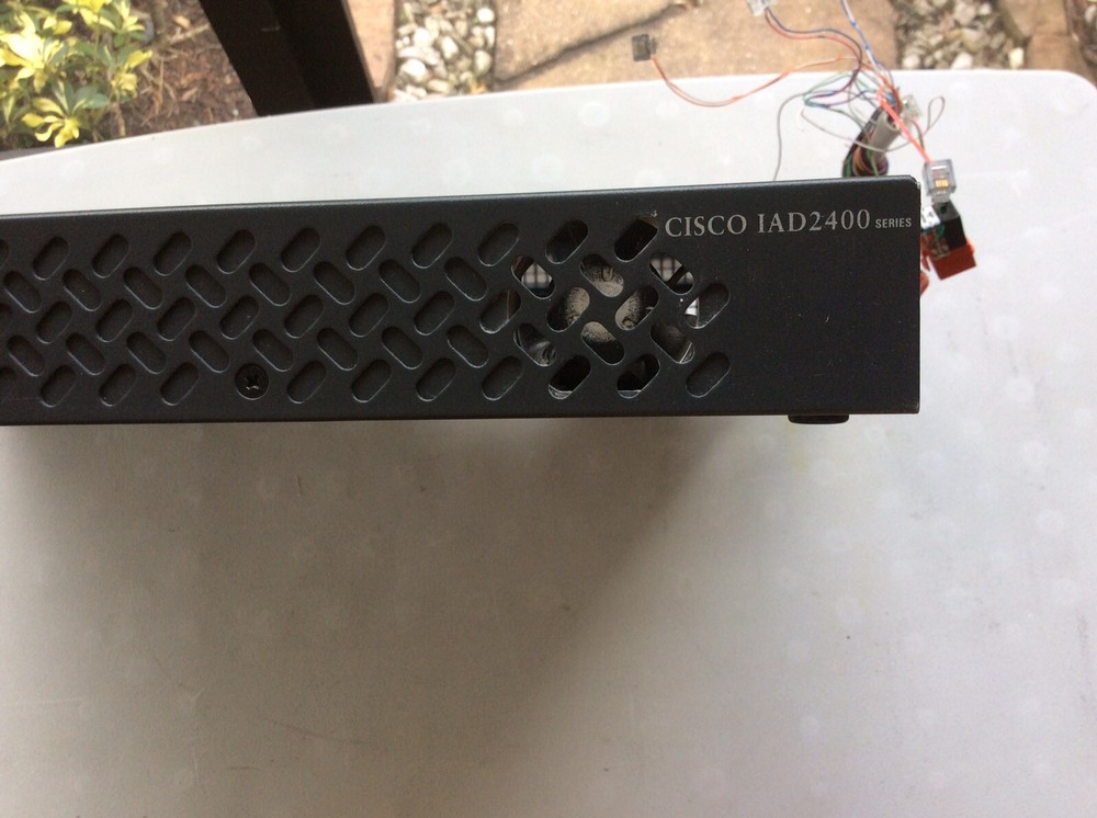 CISCO SYSTEMS Model IAD2400 Series Integrated Access Device Router