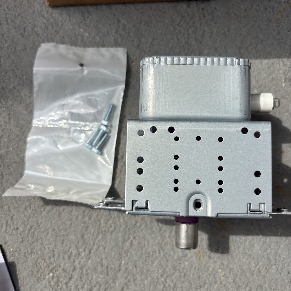 Microwave Magnetron 10QBP0231