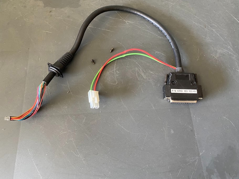 GE Ericsson M/ACom Accessory Cable Plug KRD 103 133/45