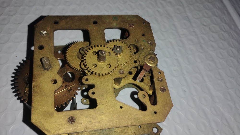 Not Marked Antique Clock Movement. Intraquit Amazing Clock Gears.