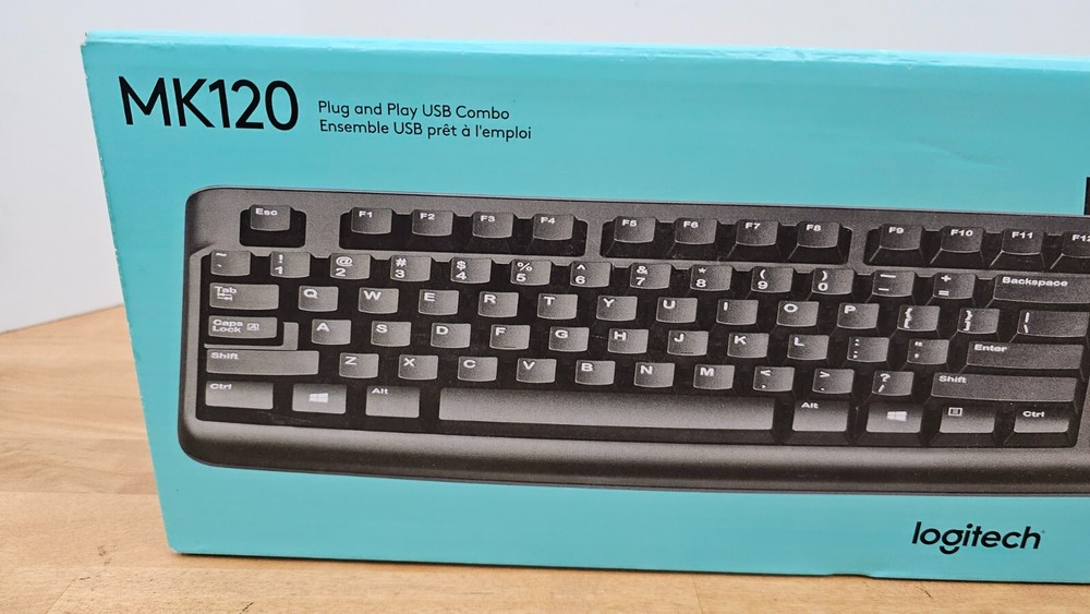 Logitech MK120 Plug and Play USB Keygboard & Mouse Combo - Black
