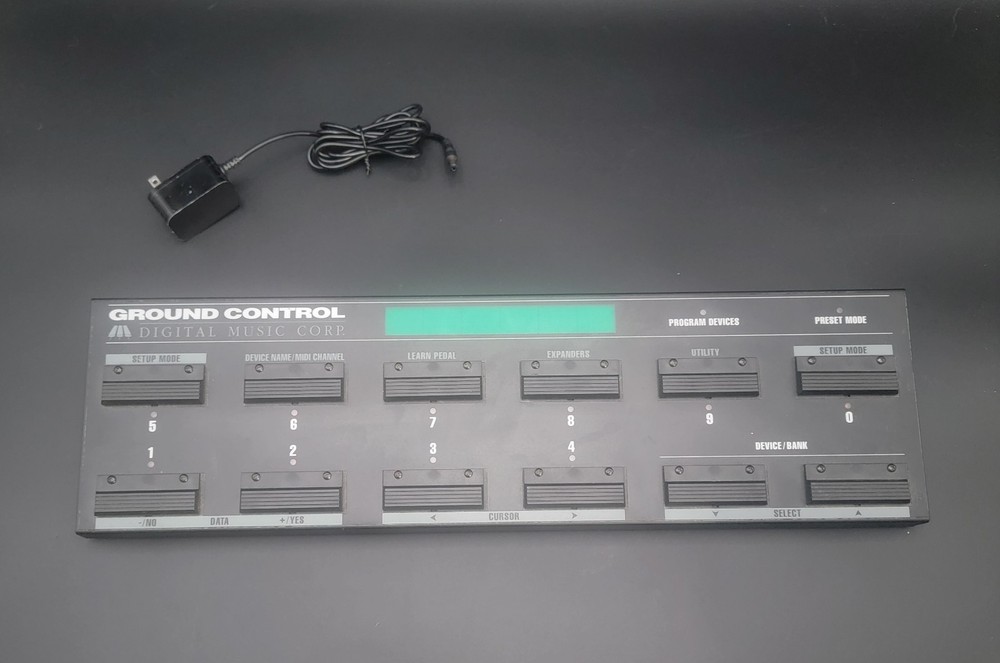 Digital Music Corp. Ground Control Programmable MIDI Foot Controller
