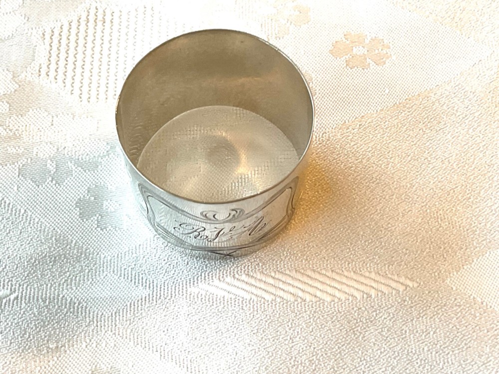 Antique German solid silver napkin ring RIA