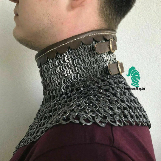 Chainmail Collar – 6mm Flat Riveted Rings with Washers, Bishop Mantle Chainmail