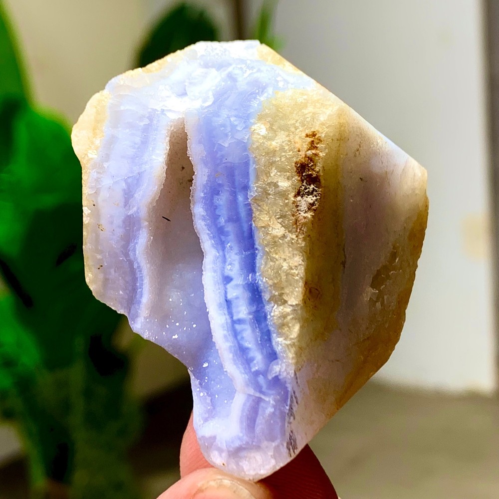 68GNatural Blue striped agate Crystal Chunks piece form Mineral Specimens