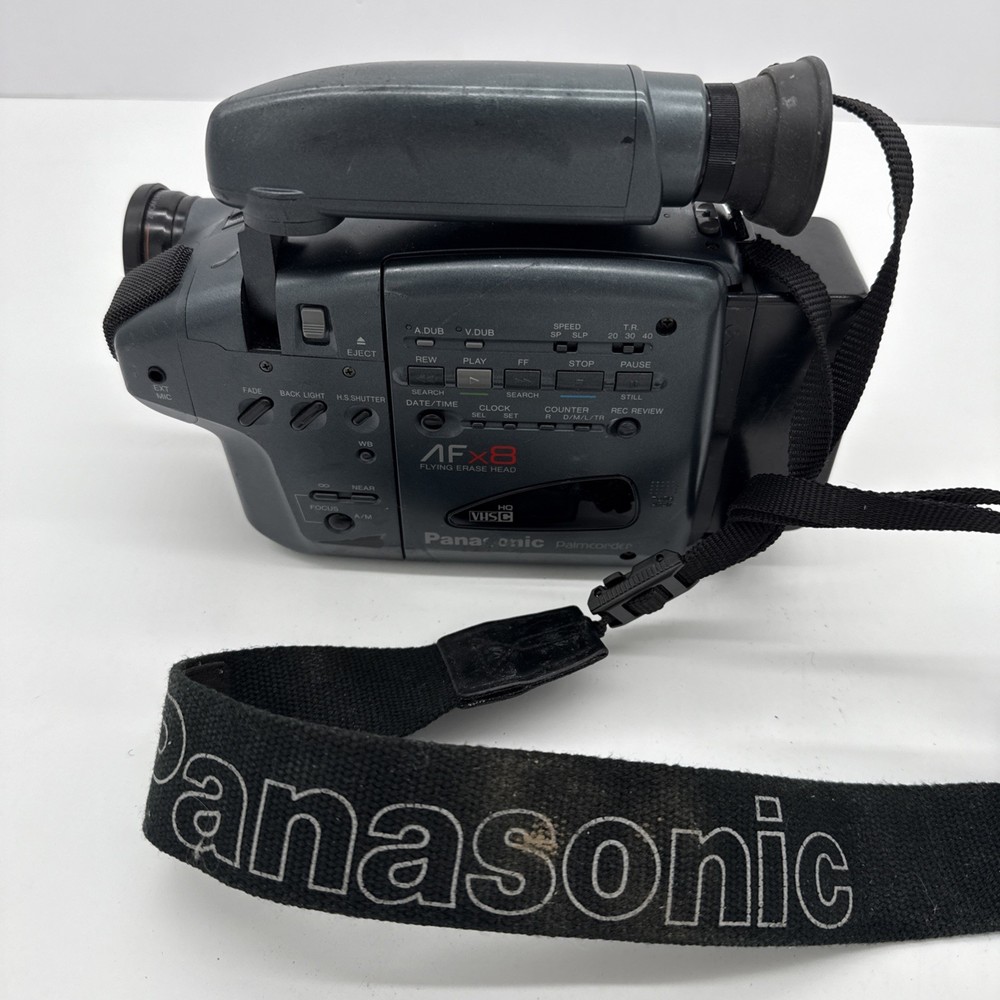 Panasonic Palmcorder PV-19D Untested For Parts