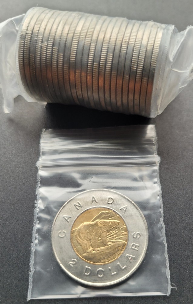 ***CANADA TOONIE 2010 ( 16 SERRATIONS ) *** BETTER DATE ***