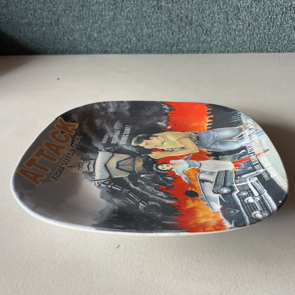 Mulberry Collection Attack From Outer Space Plate