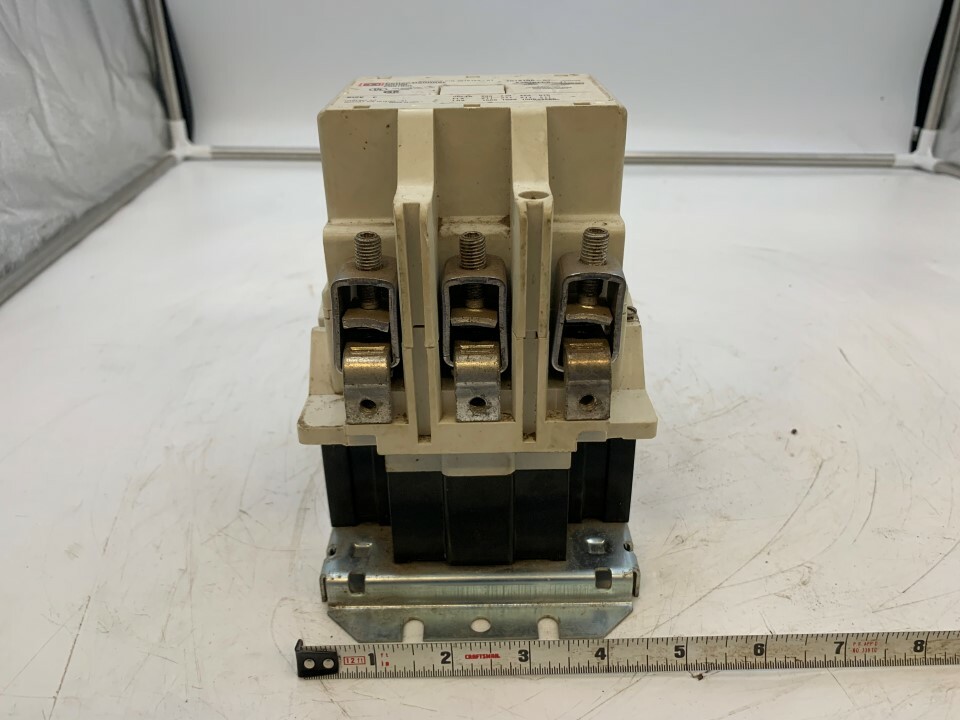 Cutler-Hammer Contactor Catalog#: 701816A-01 Model: K Size: F