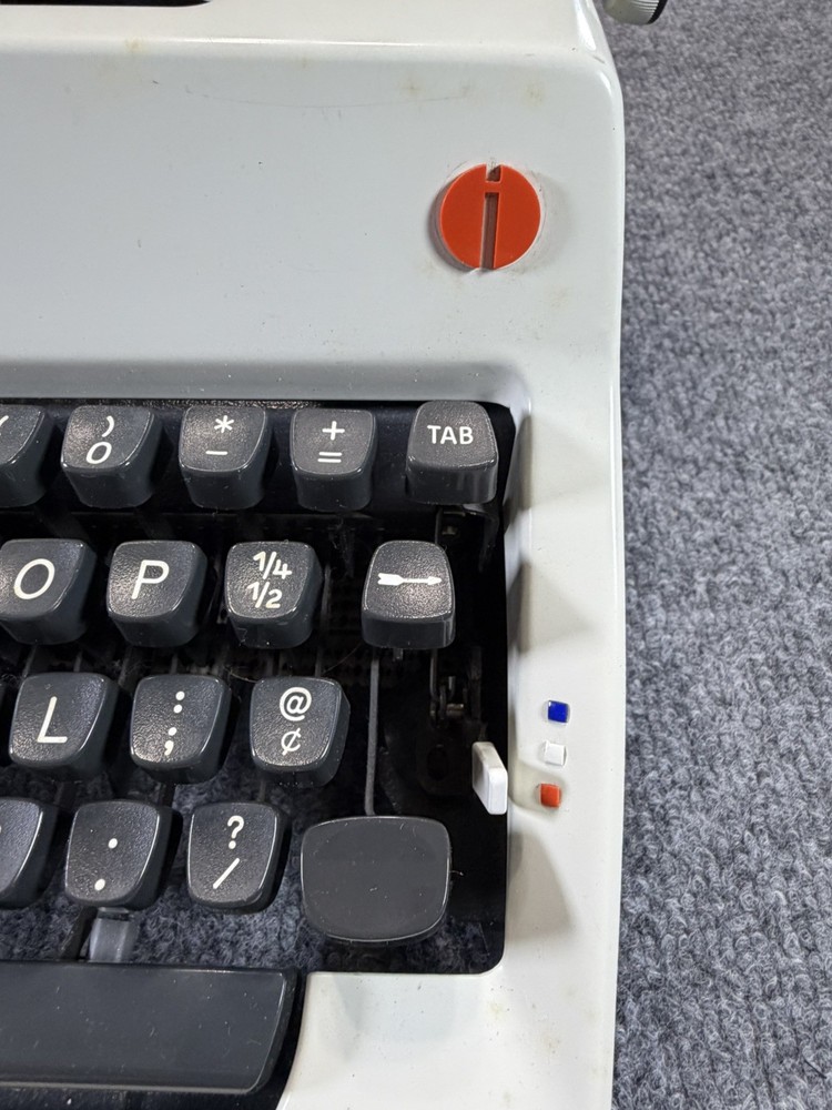 OLYMPIA De Luxe SM-9 Excellent Condition