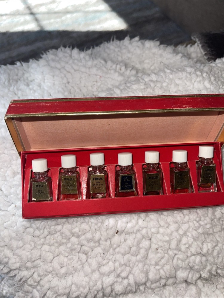 Vintage Cody Micro Miniature Perfume Sampler Box Set Cute Tiny Bottles!