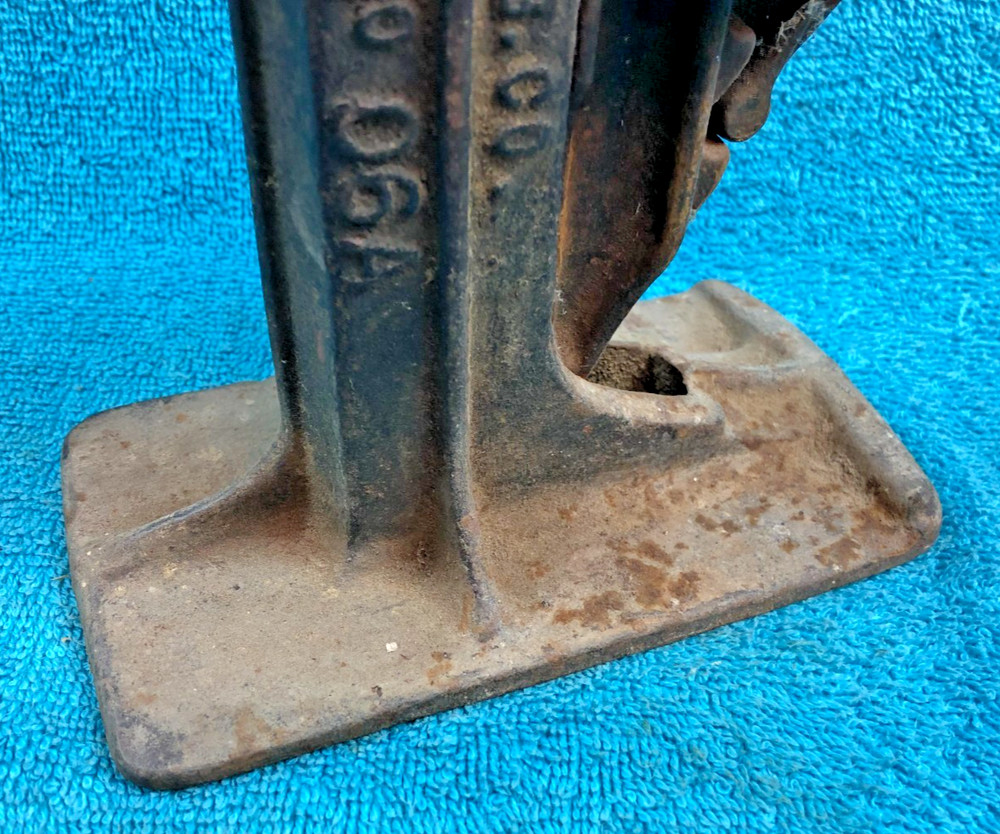 Original 1920's 1930's CADILLAC Script Accessory Buckeye Jack Model 06A WORKS